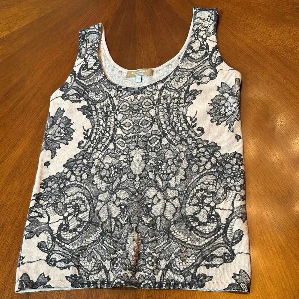 Neiman Marcus Cashmere Black and Cream Lace Design Top - Picture 3 of 8